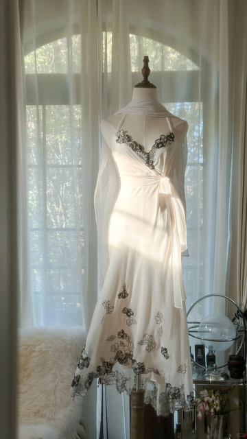 Gentle Mermaid Halter Appliques White Chiffon Short Party Dress Cocktail Dress HZ1023